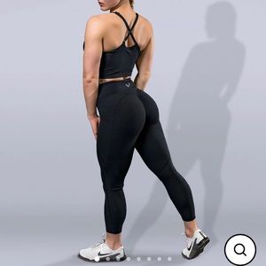 Violate the Dresscode scrunch butt leggings